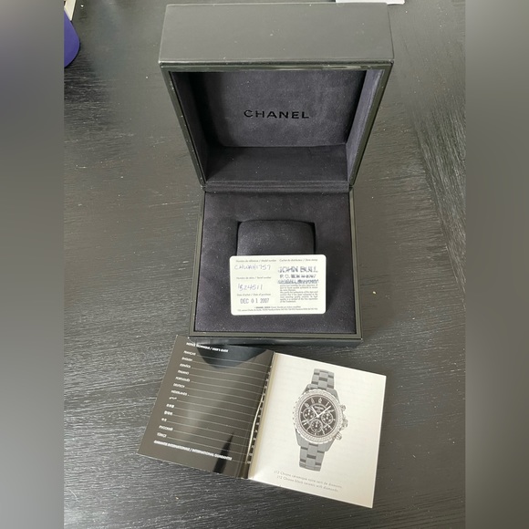 Chanel J12 Automatic Chrono watch with diamonds. Black ceramic and quartz. - Picture 6 of 12